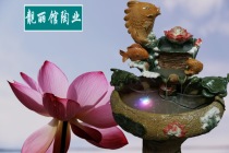 Large fish tank courtyard household humidifier fountain long entrance gate Zhaocai fish tank running water home jewelry ceramic spray running water