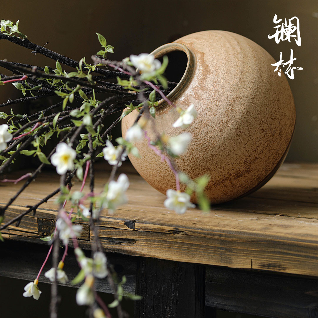 Lanthanum Lin zen coarse pottery checking art ceramic vases, interior decoration, decoration retro pottery flower arranging place of home stay facility