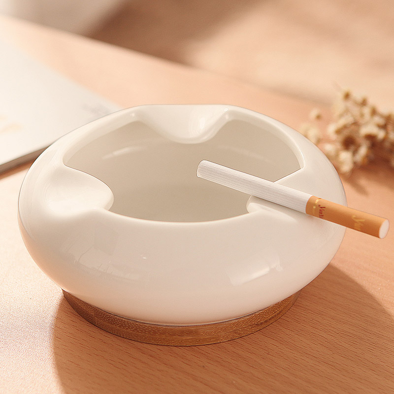 Fashionable ashtray creative move ceramic ashtray decoration to the hotel dining room sitting room desktop stainless steel ashtray