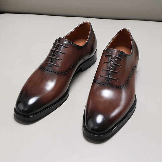 British formal wear men's lace-up business leather shoes new genuine leather polished leather Oxford shoes wedding groom suit shoes
British formal wear men's lace-up business leather shoes new genuine leather polished leather Oxford shoes wedding groom suit shoes