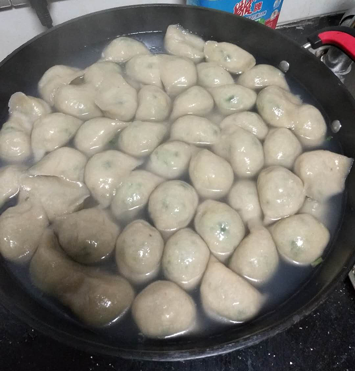 纯手工红薯粉地芋子皮白萝卜韭菜香菇猪肉馅石城水饺100%无添加_7折