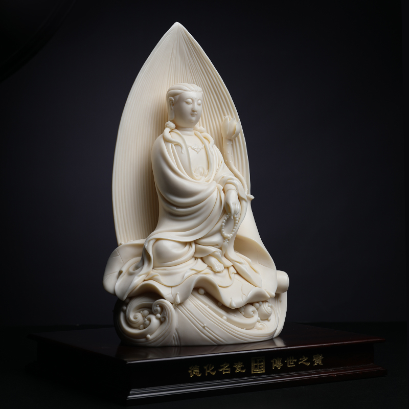 Furnishing articles Lin Jiansheng yutang dai dehua porcelain avalokitesvara figure of Buddha is the goddess of mercy corps