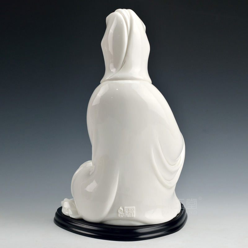 Yutang dai Lin Luyang furnishing articles master porcelain art collection of white marble Buddha avalokiteshvara/sitting guanyin