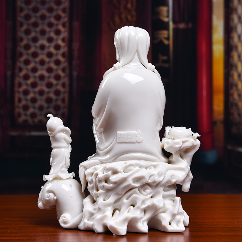 Yutang dai Lin Jiansheng master handwriting art porcelain carving furnishing articles at the provincial level the boy worship goddess of mercy corps/D03-110