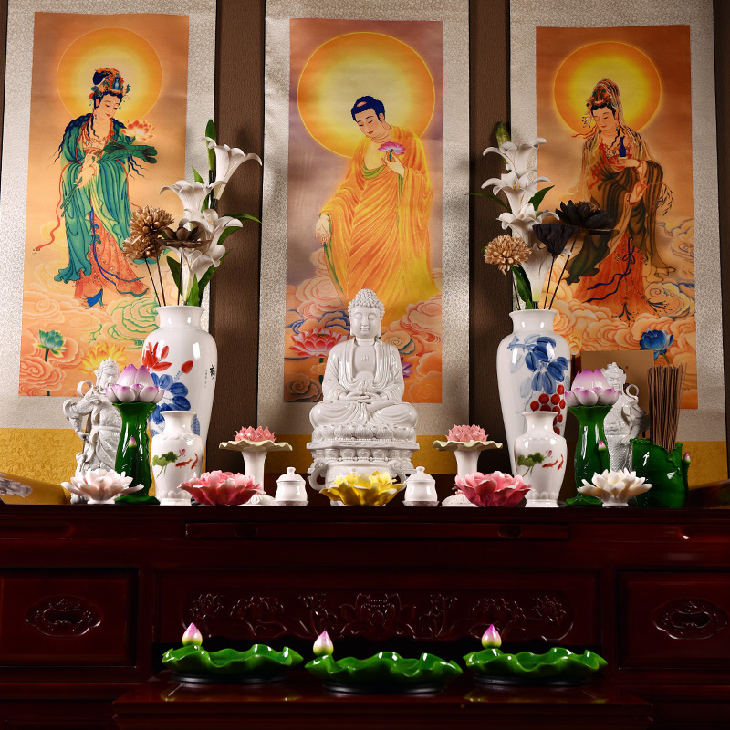 Yutang dai to transform medicine the guru Buddha Buddha amitabha Buddha sakyamuni Buddha had of Buddha enshrined porcelain that occupy the home furnishing articles