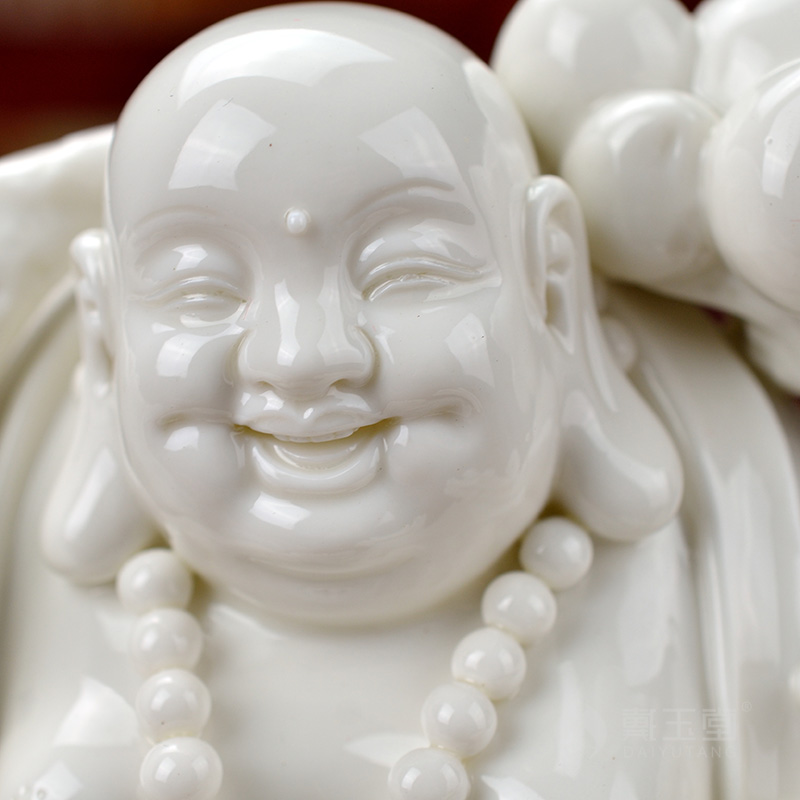 Yutang dai dehua white porcelain vertical maitreya furnishing articles creative ceramic handicraft D15-52/happy life