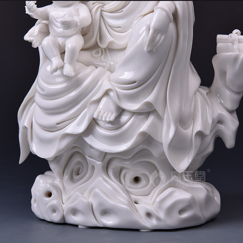 Yutang dai furnishing articles dehua white porcelain goddess of mercy guanyin bodhisattva figure of Buddha of pottery and porcelain/SongZi guanyin D50-07