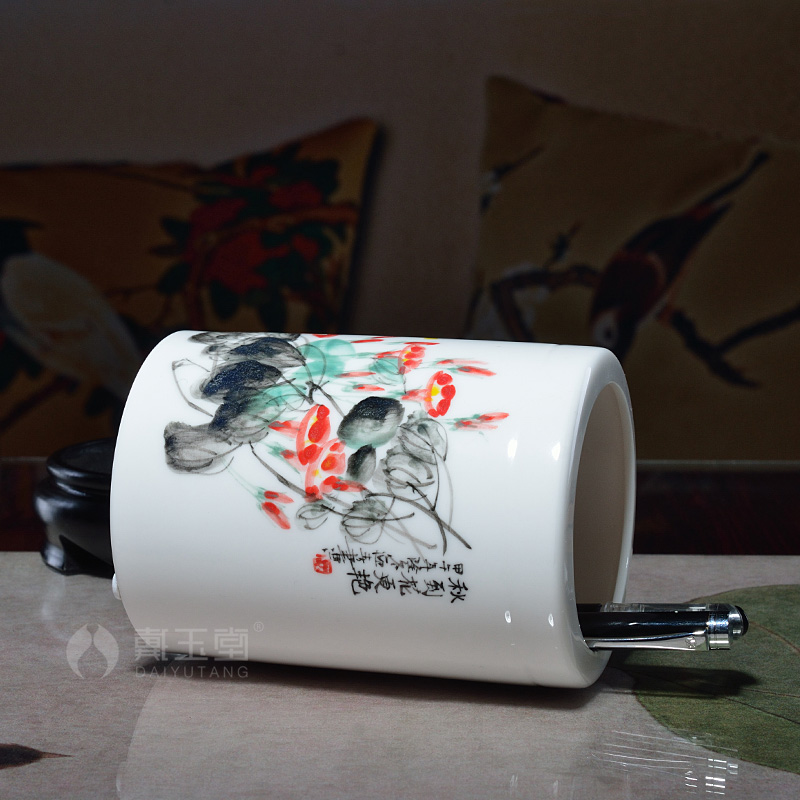 Yutang dai for head 'day gift the teacher practical decoration/ceramic hand - made painting and calligraphy brush pot furnishing articles