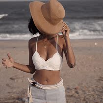 French retro holiday wear water soluble lace triangle cup without steel ring detachable chest pad small chest bralette