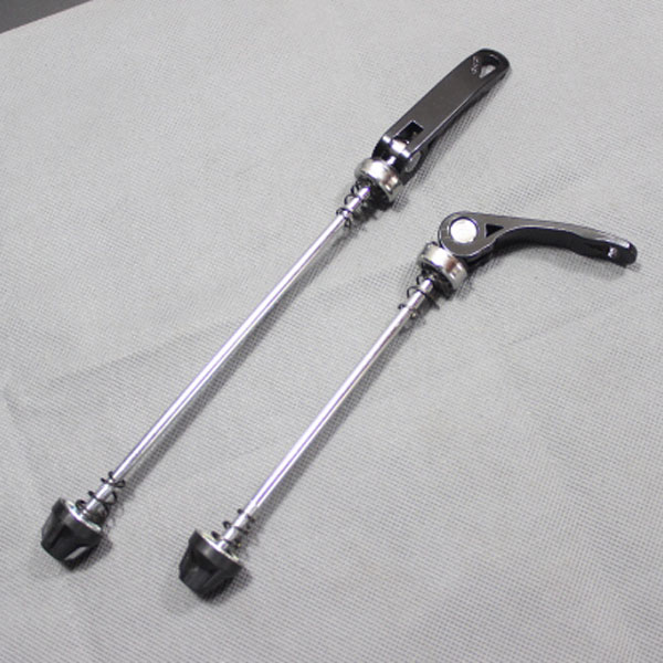 自行车快拆杆 多色可选公路车,山地车通用快拆拉杆小春商行批发