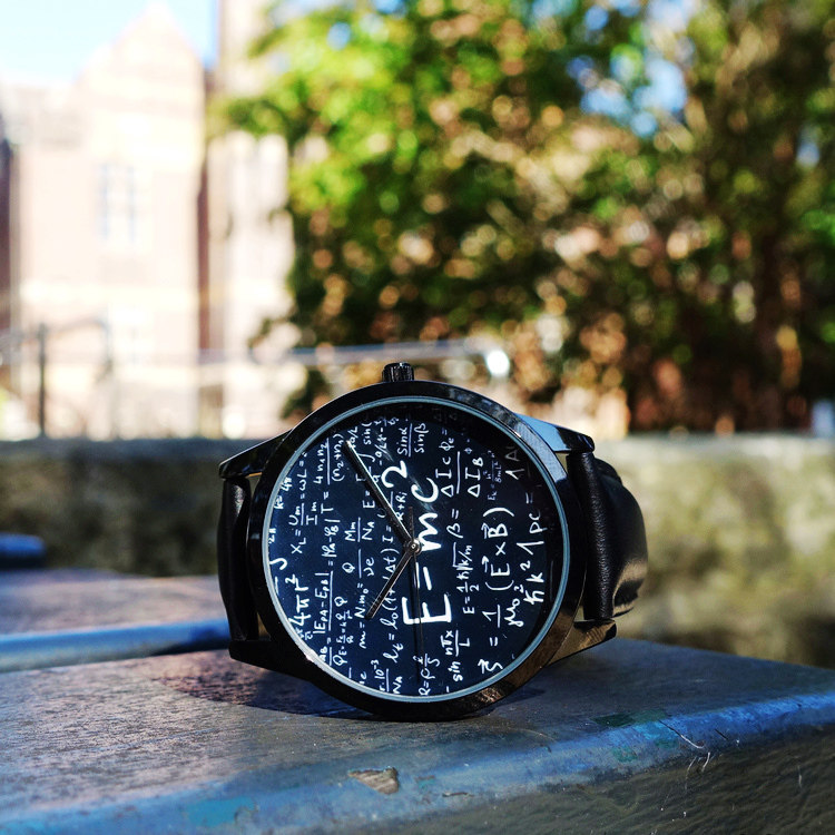 e=mc2 原创手表 进口石英机芯 爱因斯坦质能方程 黑色 中性设计
