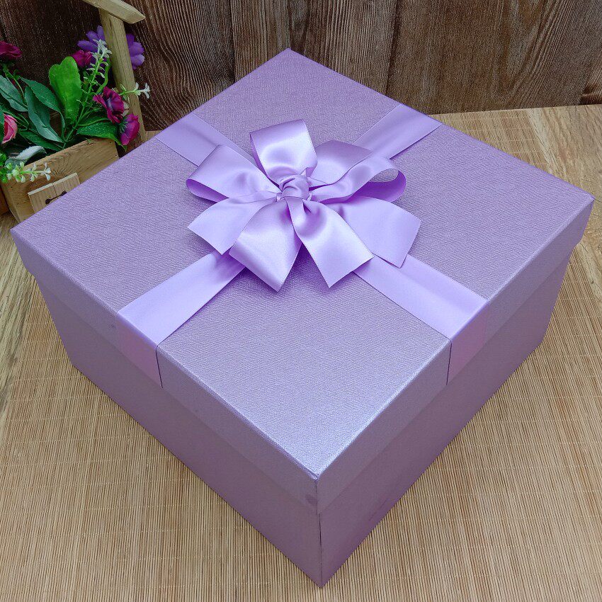 超大正方形圣诞推头白色礼品盒生日礼物篮球包装盒圣诞节礼盒定制