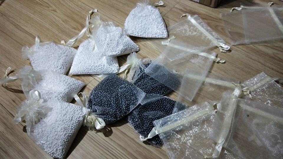 黑色润清石放在不见光的地方,白色润清石放在有光的地方,有效去除甲醛等装修污染_这么办网 黑色润清石放在不见光的地方,白色润清石放在有光的地方,有效去除甲醛等装修污染