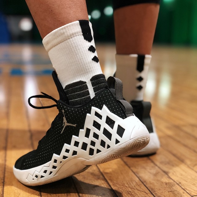 HG basketball socks collection men's real combat PE professional mid-tube player version towel bottom high-cut long-tube thickened socks elite socks