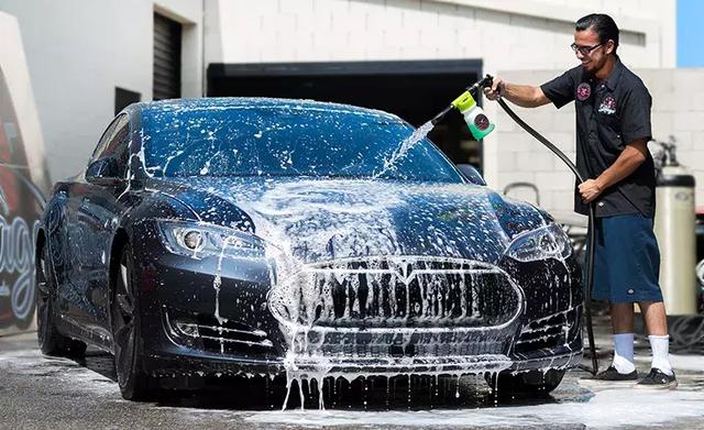 不想爱车“减寿”,这些操作记得别做!6
