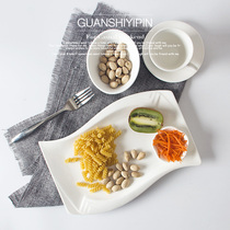 Pure White Creative Heterosexual Plate Dish Fish Count Hearts Disc Sashimi Disc Sushi Pan Ceramic Saucer Hotel Cutlery