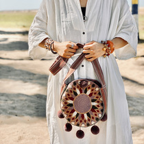 6 25 live broadcast-Colombian WAYUU cross-body Ball small round bag