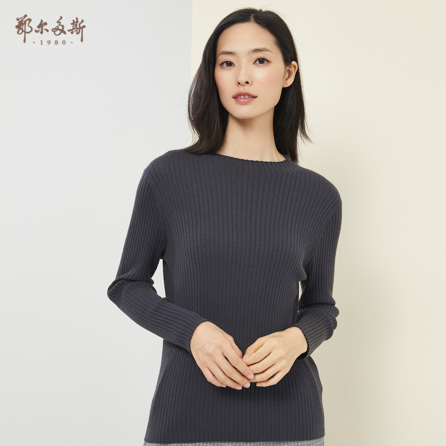 鄂尔多斯198020春夏新品通勤百搭女士半高领轻薄修身针织羊绒衫