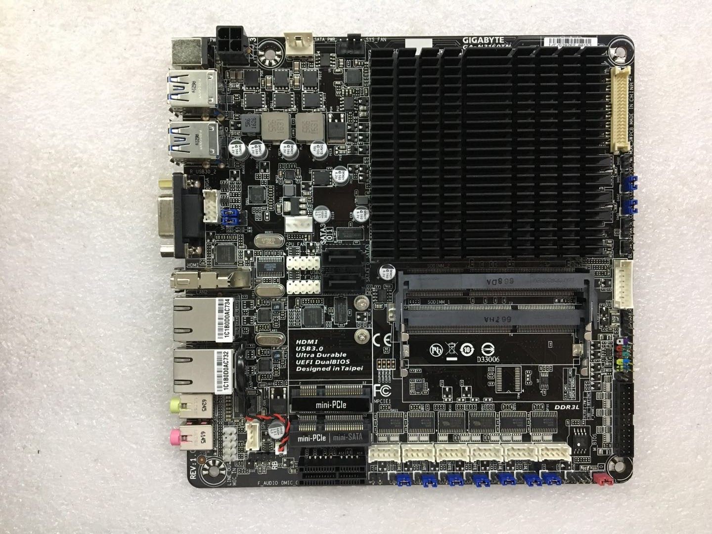 gigabyte/技嘉 ga-n3160tn四核n3160/双网6个com迷你工控主板