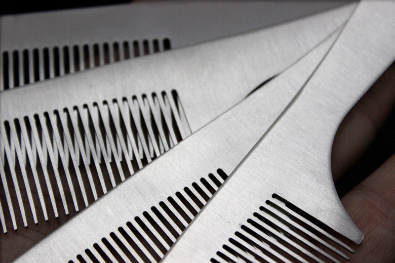 stainless steel hair cutting comb, hairdressing steel comb, ultra-thin flat-head comb, male hair comb, hair stylist, professional haircut special steel comb