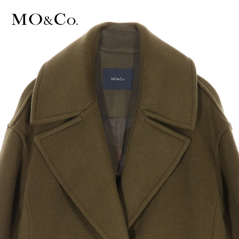 MO&Co.中长款一粒扣翻领高开衩宽松毛呢外套大衣MA1641OVC09 moco产品展示图3