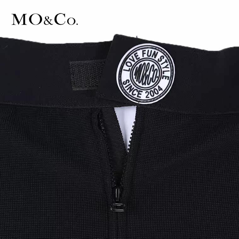 MO&Co.前开叉半身裙直筒中长铅笔裙简约个性MA153SKT88 moco