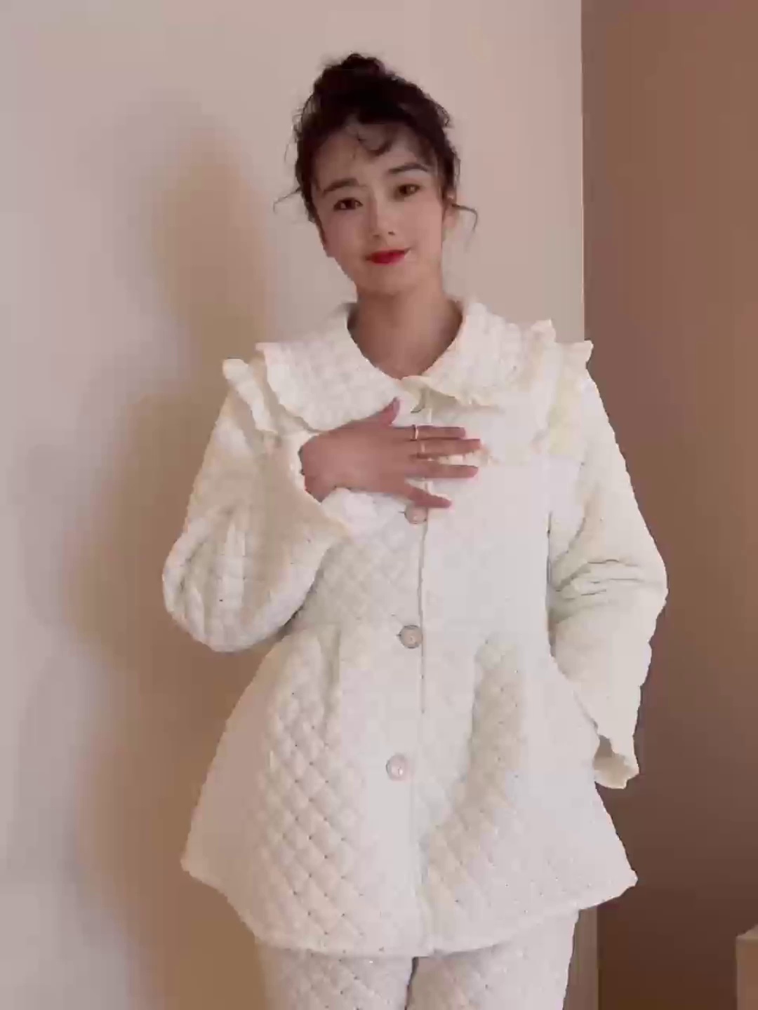 冬天正在家也要精致出门？这个款珊瑚绒睡衣太香了❄️