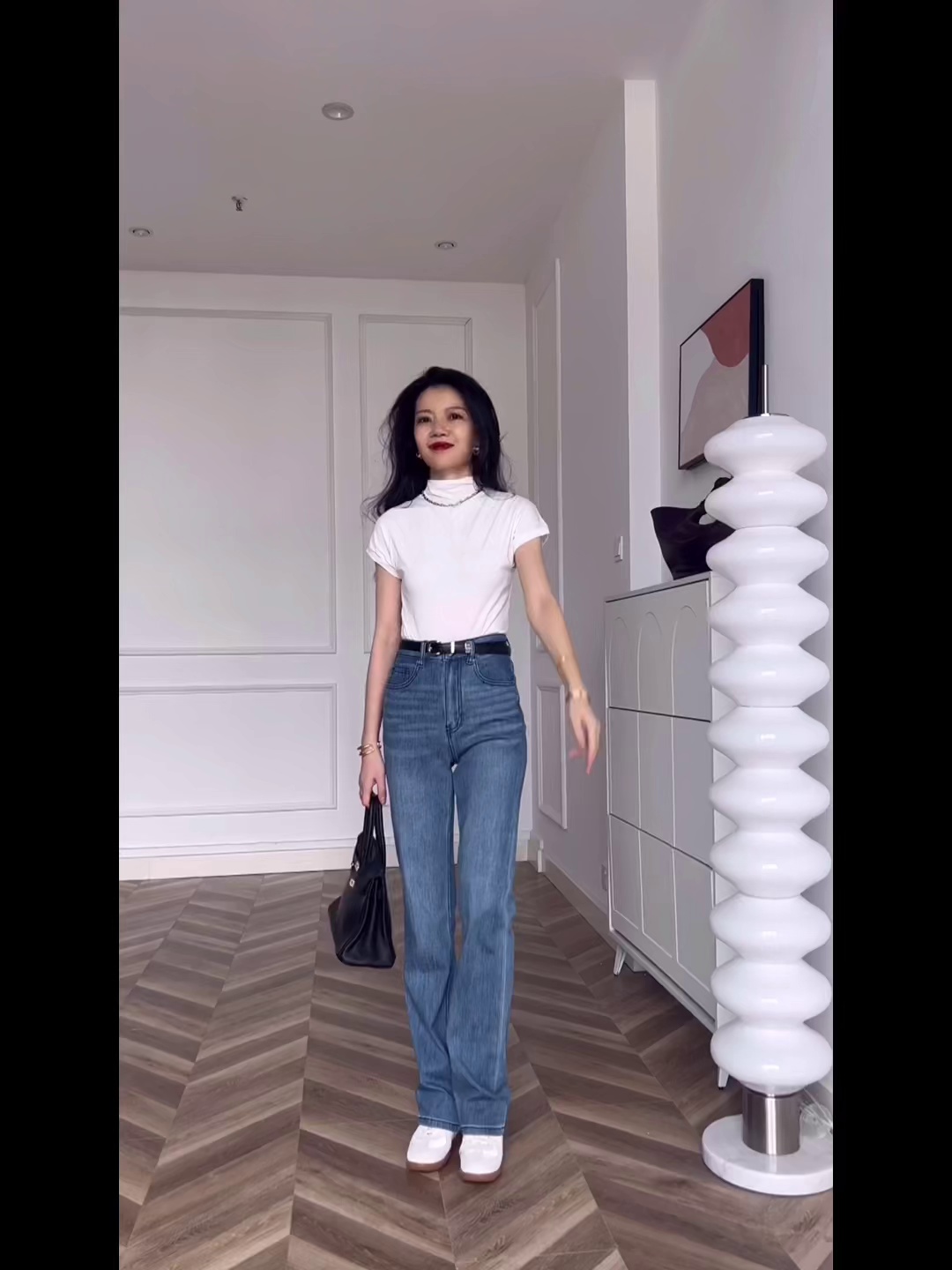 高腰牛仔裤此样选，腿长比例轻松拿捏✨