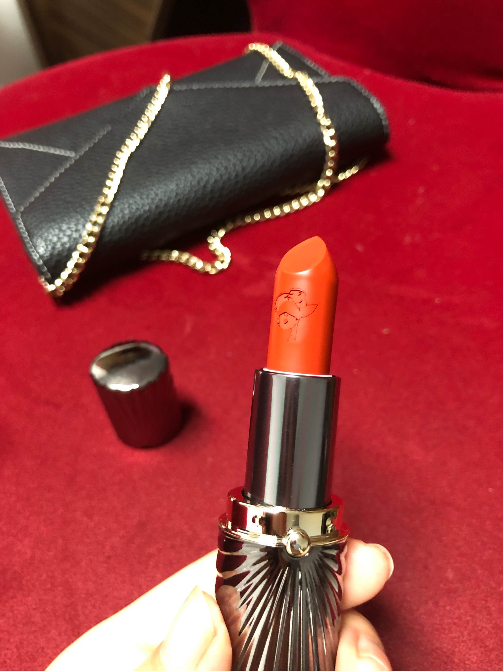 试色奥黛丽赫本喜欢的口红——法国品牌rouge baiser_in榜 试色奥黛丽赫本喜欢的口红——法国品牌rouge baiser