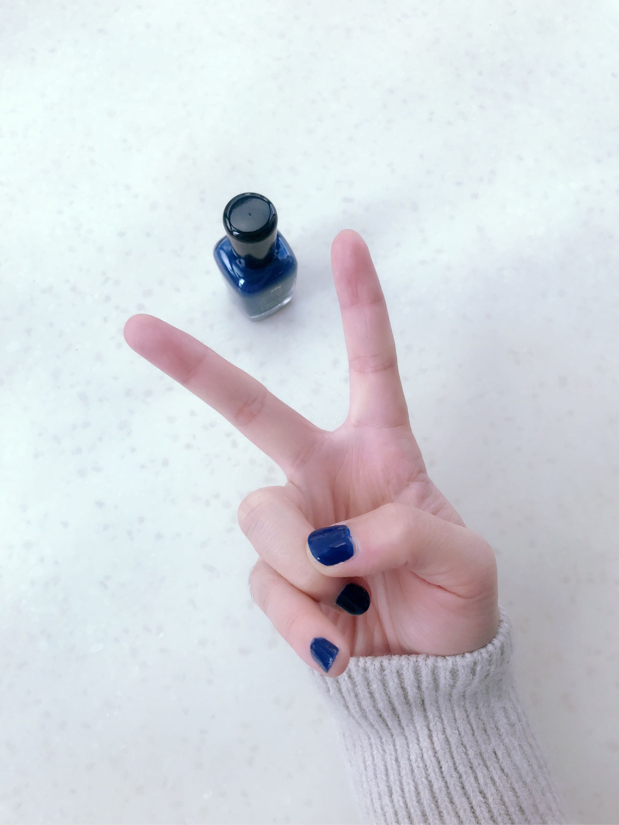 健康可剥甲油秋冬流行色藏蓝色怎么样?效果如何多少钱啊,使用一周后效果,第2张 健康可剥甲油秋冬流行色藏蓝色怎么样?效果如何多少钱啊,使用一周后效果,第2张