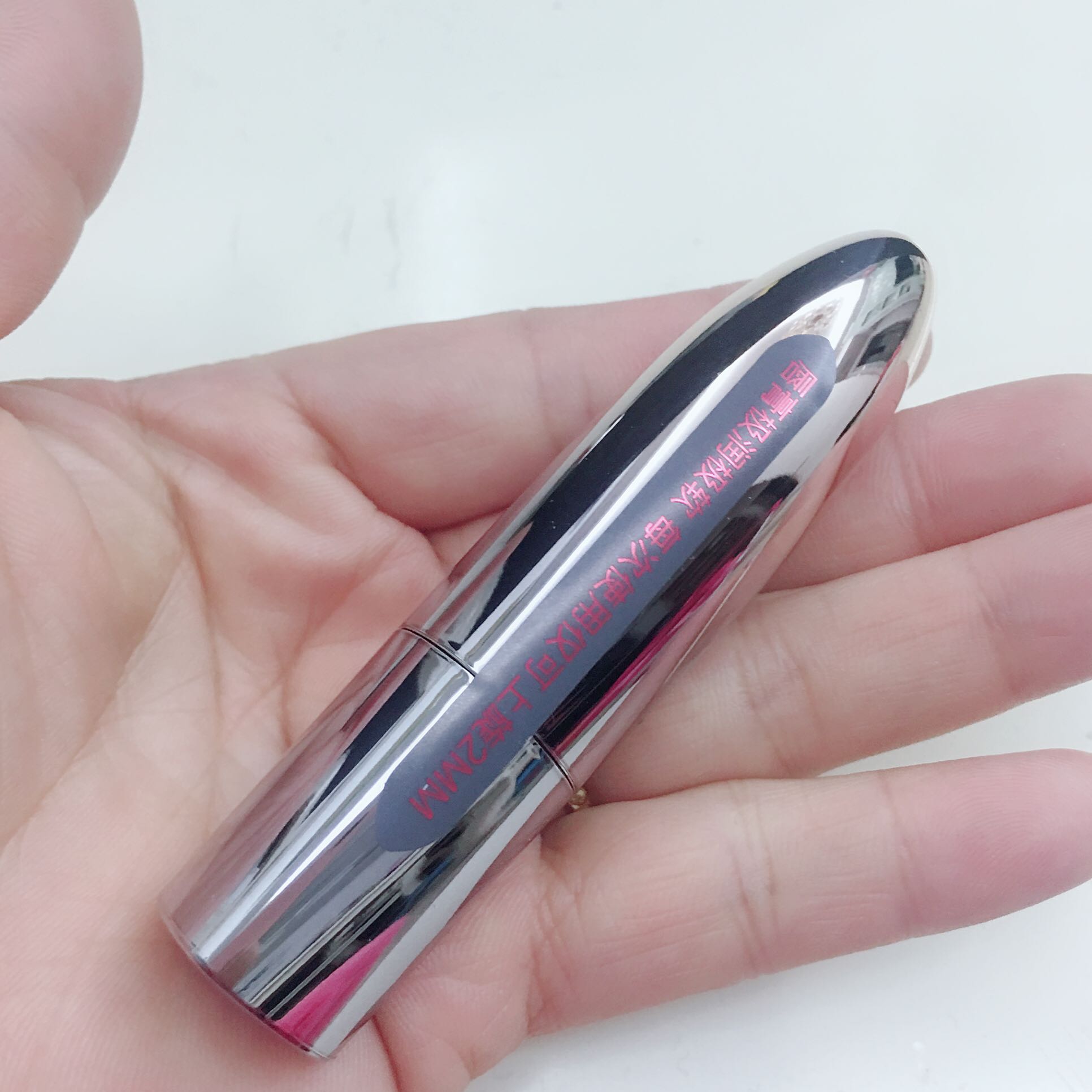 花迷颖宝同款口红超级女特工色试色_in榜 花迷颖宝同款口红超级女特工色试色