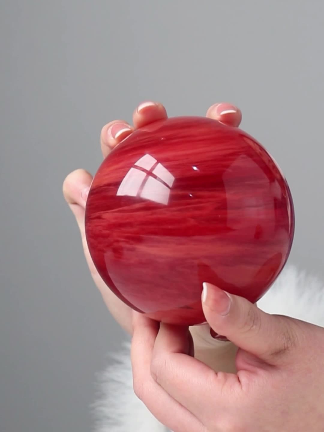 厂家直销熔炼水晶球摆件 红红火火鸿运当头红水晶摆设 红熔炼球