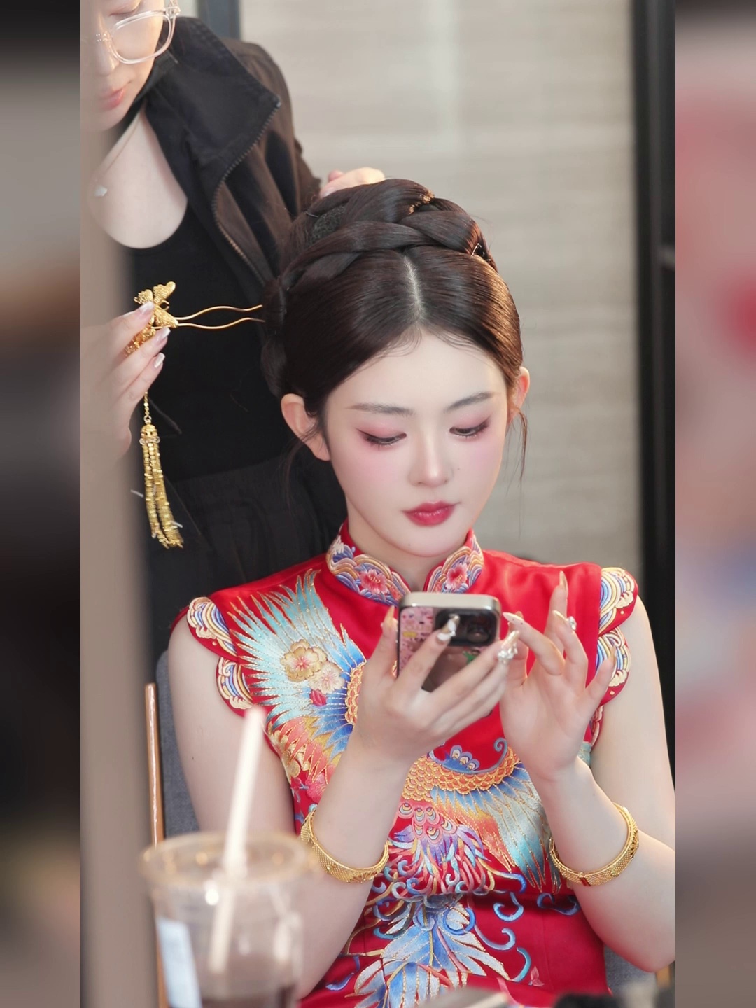 旗袍毕业典礼发型,这样戴发簪才够惊艳