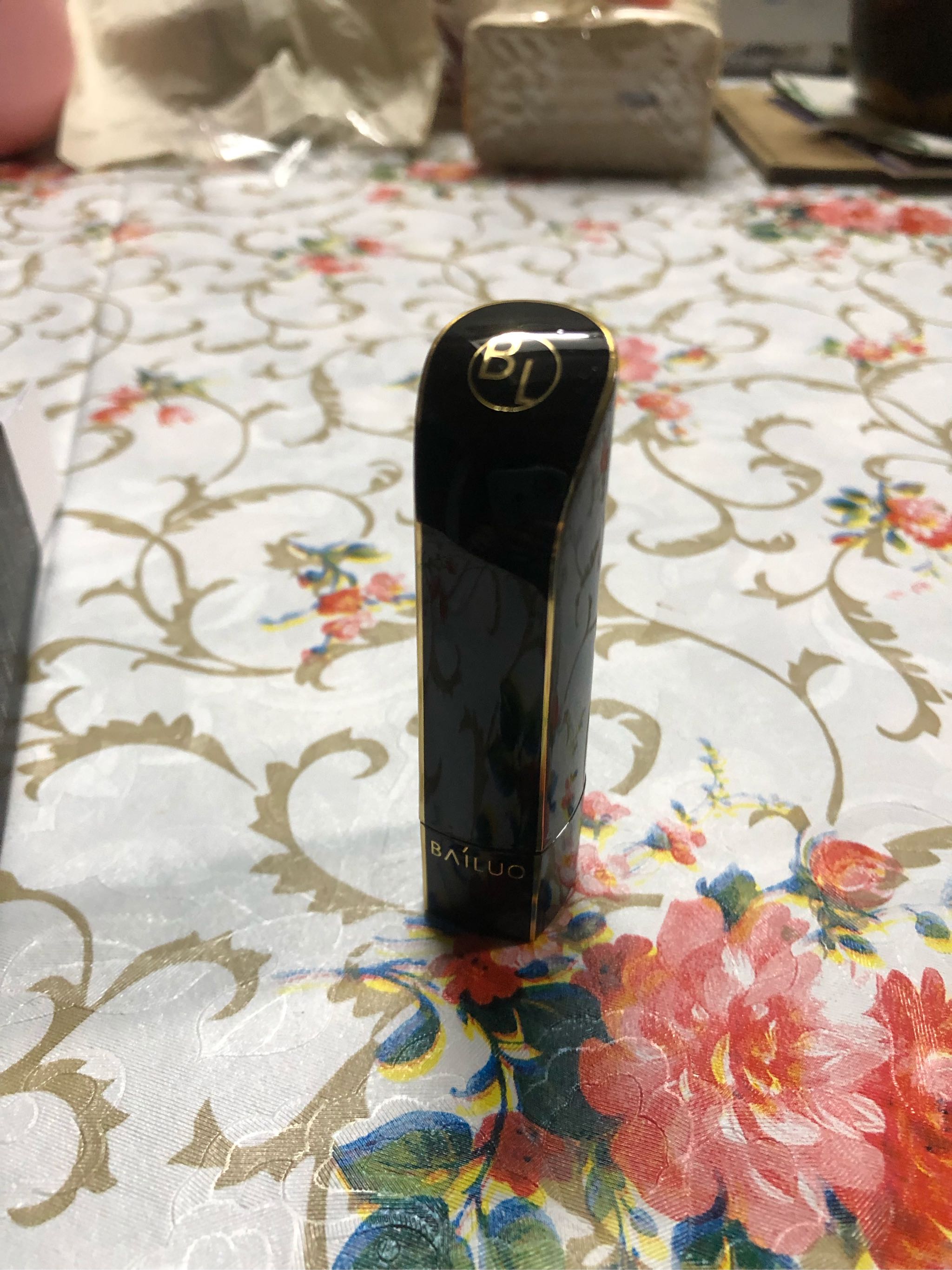 百罗黑管口红181裸粉色怎么样 好看吗_in榜 百罗黑管口红181裸粉色怎么样 好看吗