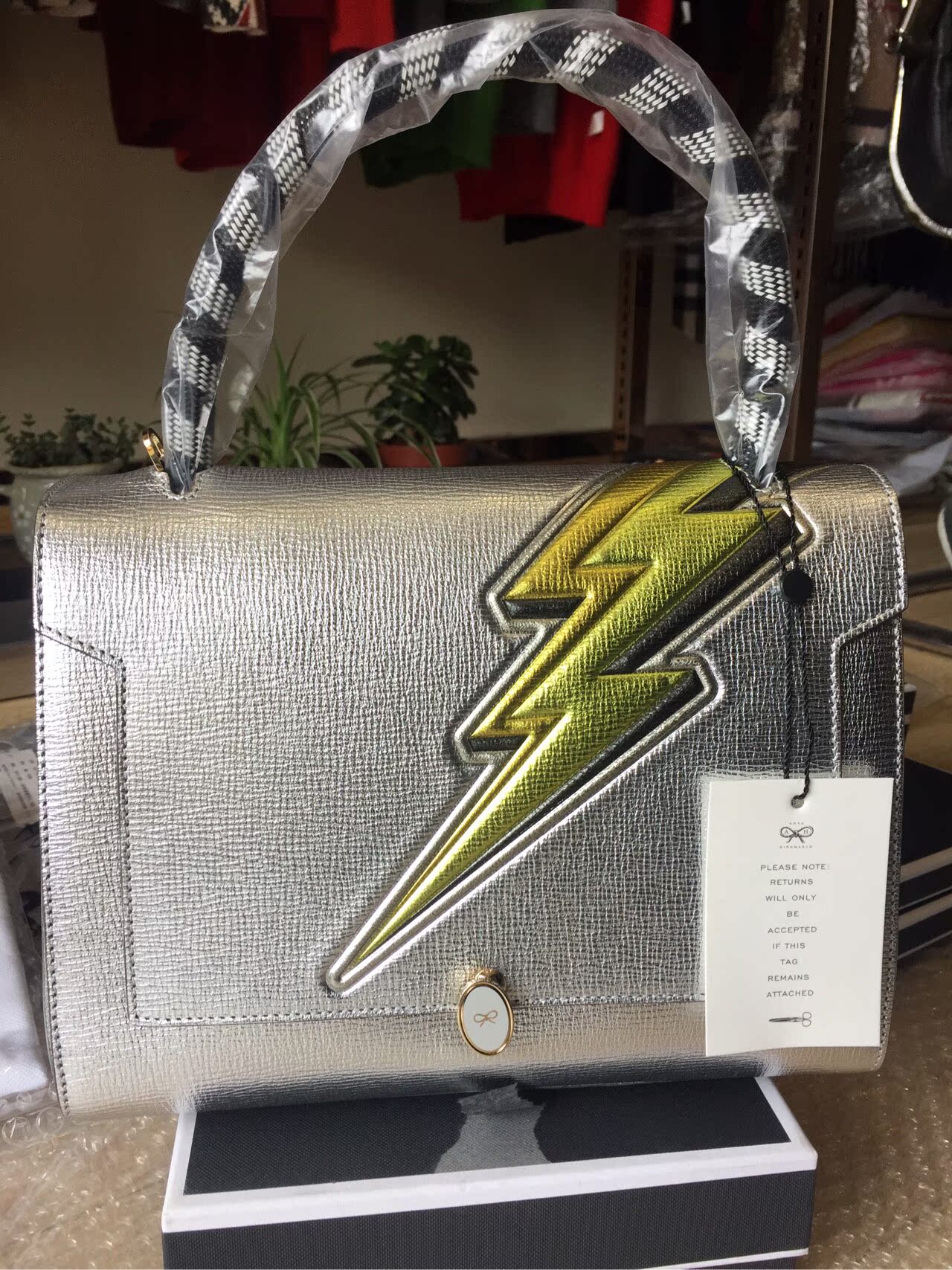 anya 带手柄闪电包