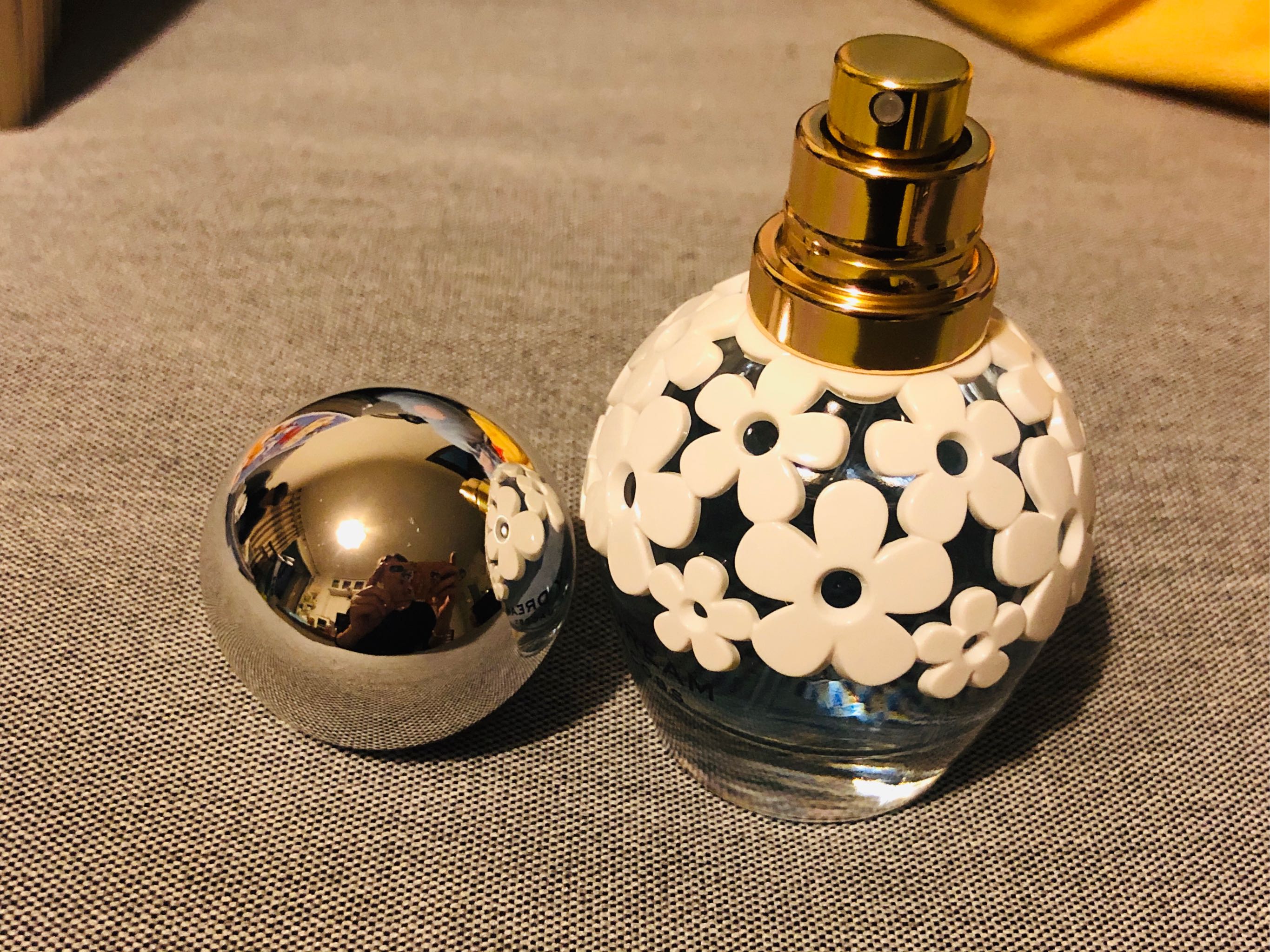 莫杰雏菊梦境淡香氛30ml怎么样?好用吗?亲自使用分享,第7张 莫杰雏菊梦境淡香氛30ml怎么样?好用吗?亲自使用分享,第7张