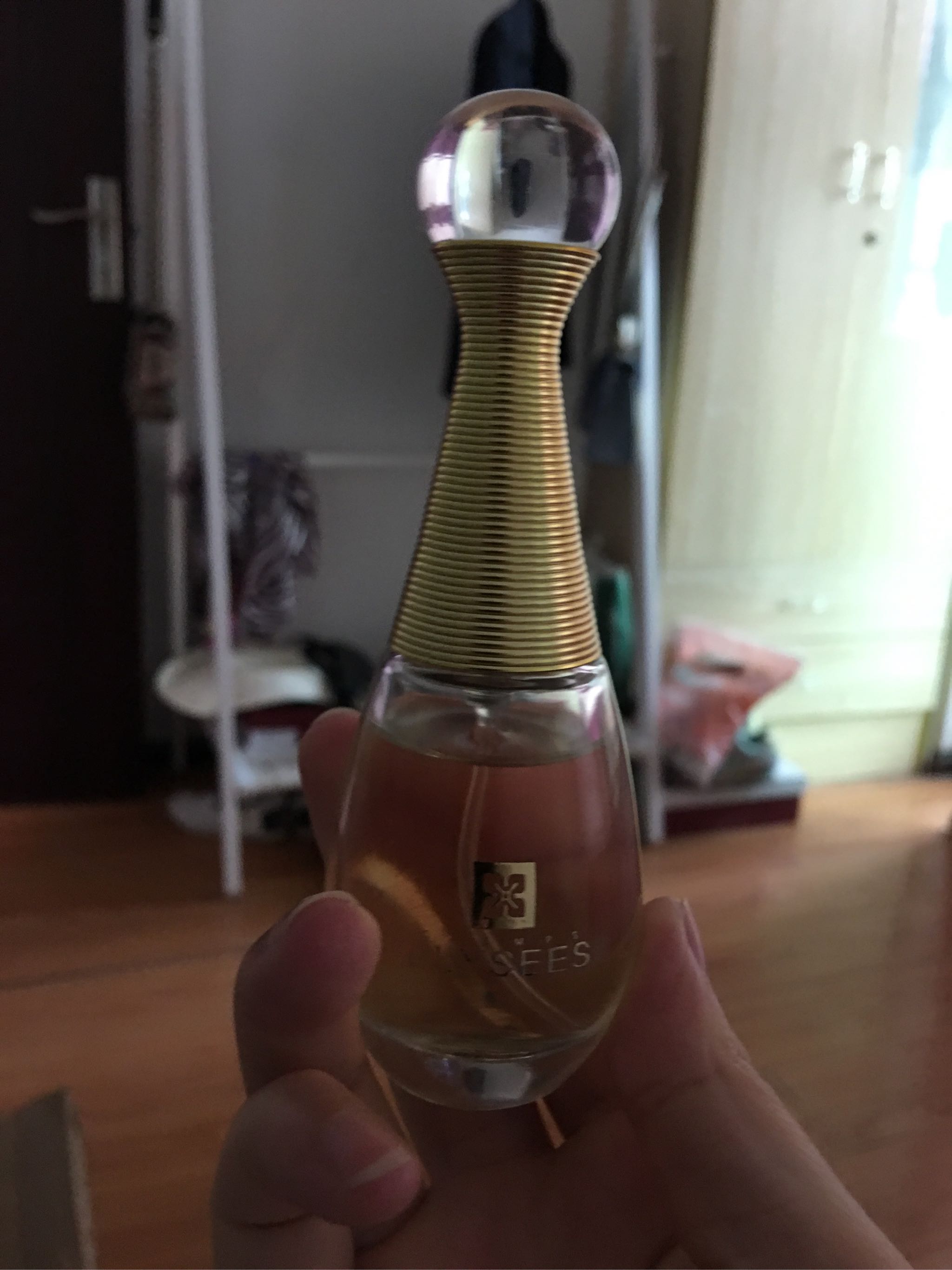 浪漫香榭丽女士真我香水女怎么样?效果好吗?明星同款使用后评价,第6张 浪漫香榭丽女士真我香水女怎么样?效果好吗?明星同款使用后评价,第6张