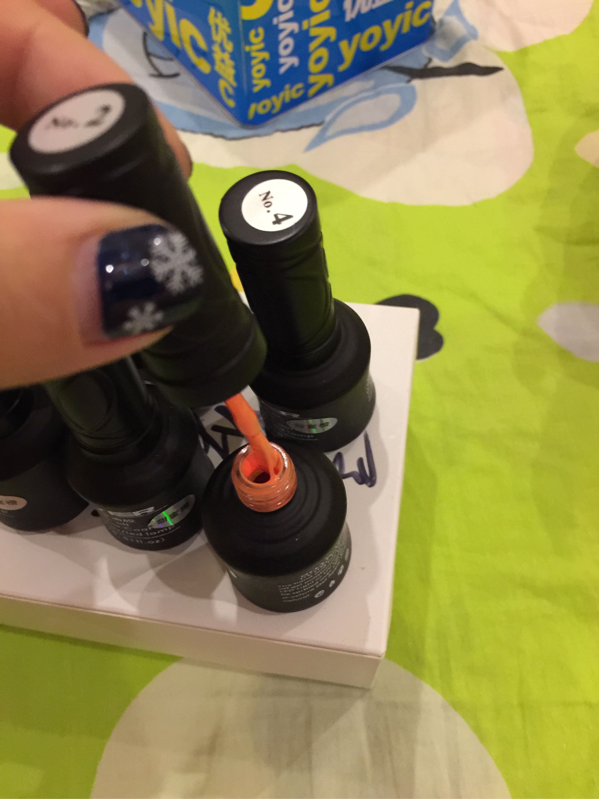 甲油胶6支装赠精美相框怎么样有用吗,母女俩使用一个月效果对比,第8张 甲油胶6支装赠精美相框怎么样有用吗,母女俩使用一个月效果对比,第8张