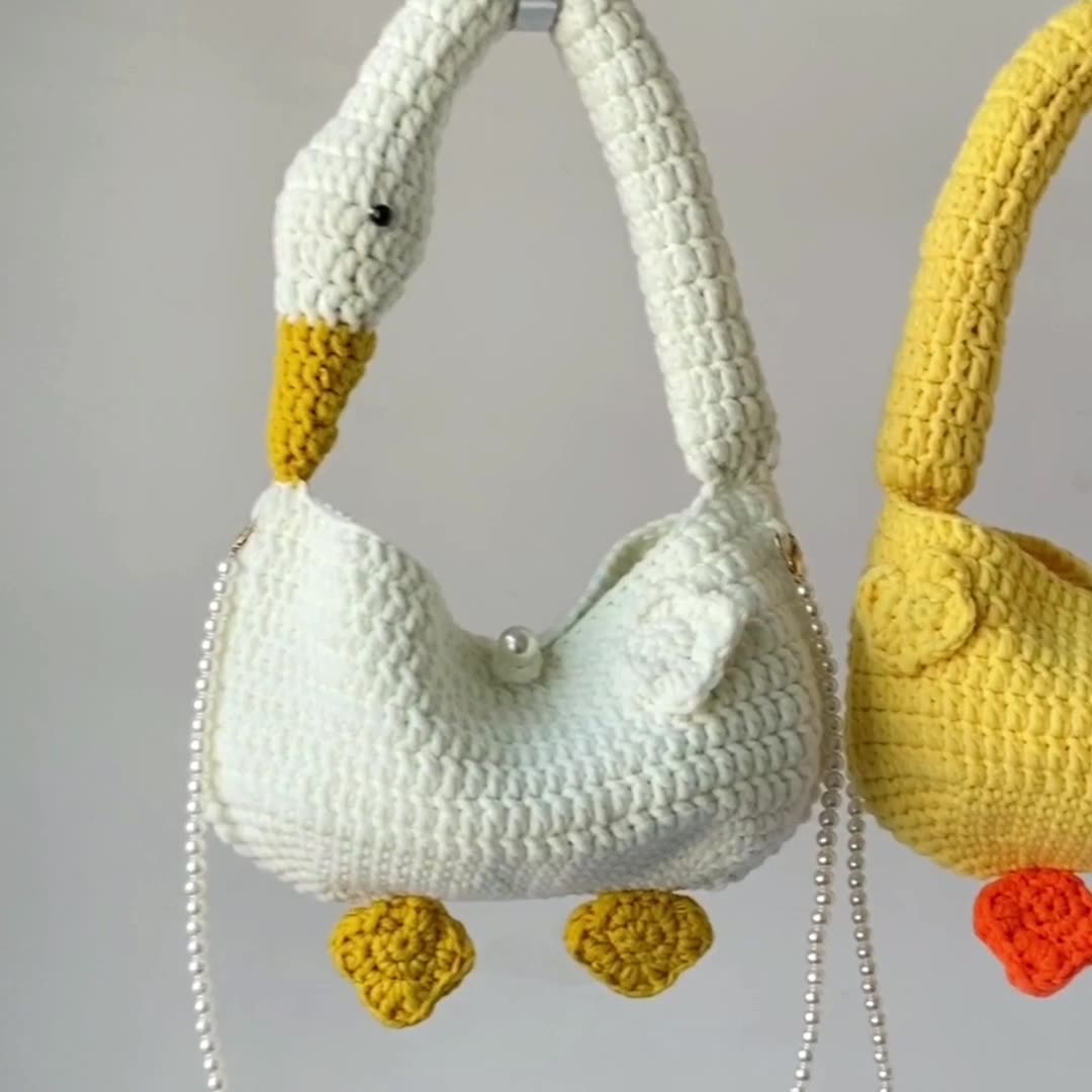 可爱大鹅编织珍珠链条装饰斜挎女包小清新手提包手工钩织鸭子