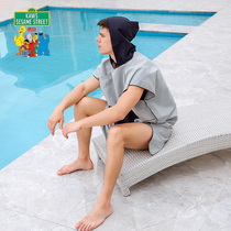 Sesame Street kaws childrens bath towel cape quick-drying absorbent baby bathrobe beach sunscreen swimming spa