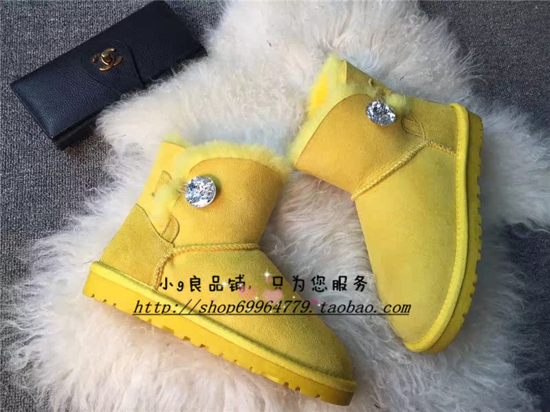 dior黃銅項鍊 冬新款清新色鵝黃檸檬黃嫩黃色雪地靴羊皮毛一體女3352鉆扣短靴 dior項鍊價格