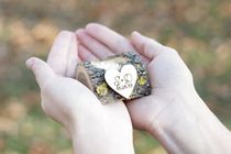 Mori custom wooden ring box wedding ring box European Groom Bride wedding carved letter wooden ring box