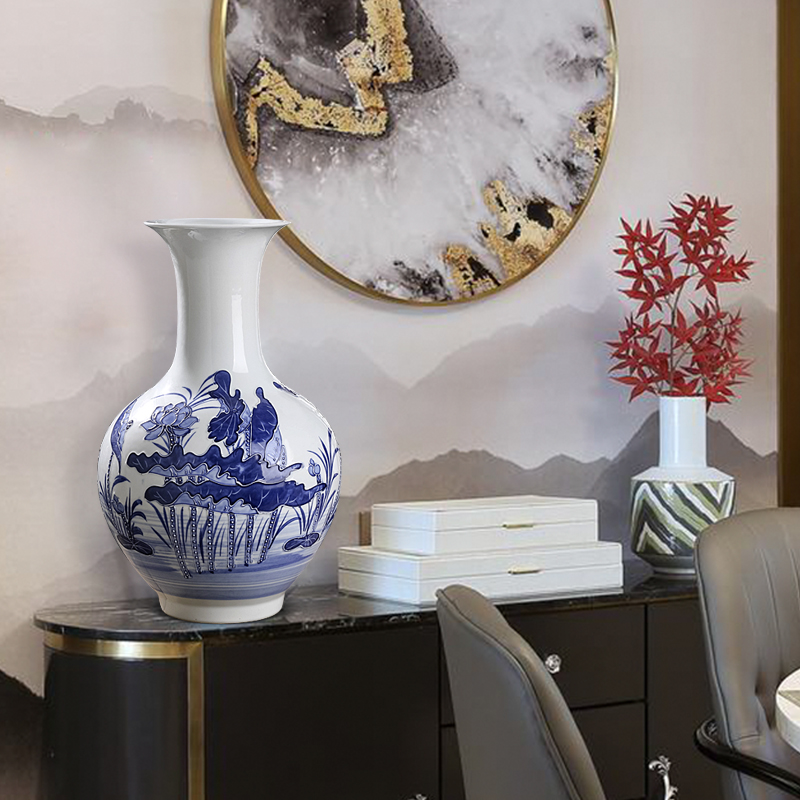 Jingdezhen ceramics hand - made reliefs of blue and white porcelain vase furnishing articles of Chinese style living room porch household flower decorations