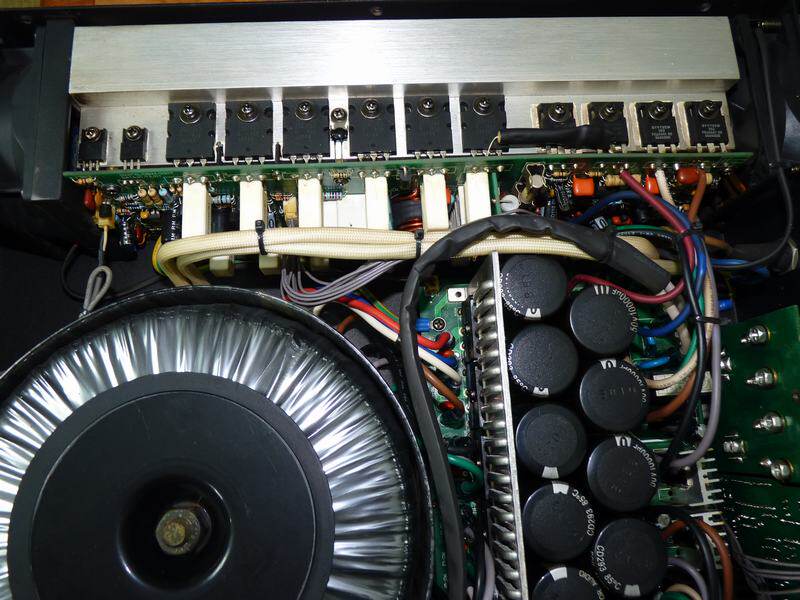 成色不错原装正品锐丰laxd61300w大功率专业舞台后级功放