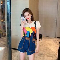 2021 summer new suit womens net red fried street Foreign style short sleeve T-shirt wide leg denim shorts two-piece tide