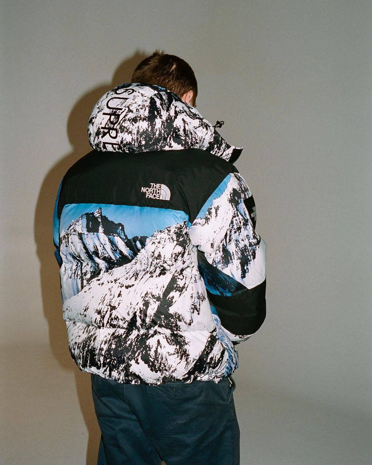 日本直邮supreme the north face 17fw sup x tnf 联名雪山羽绒衣