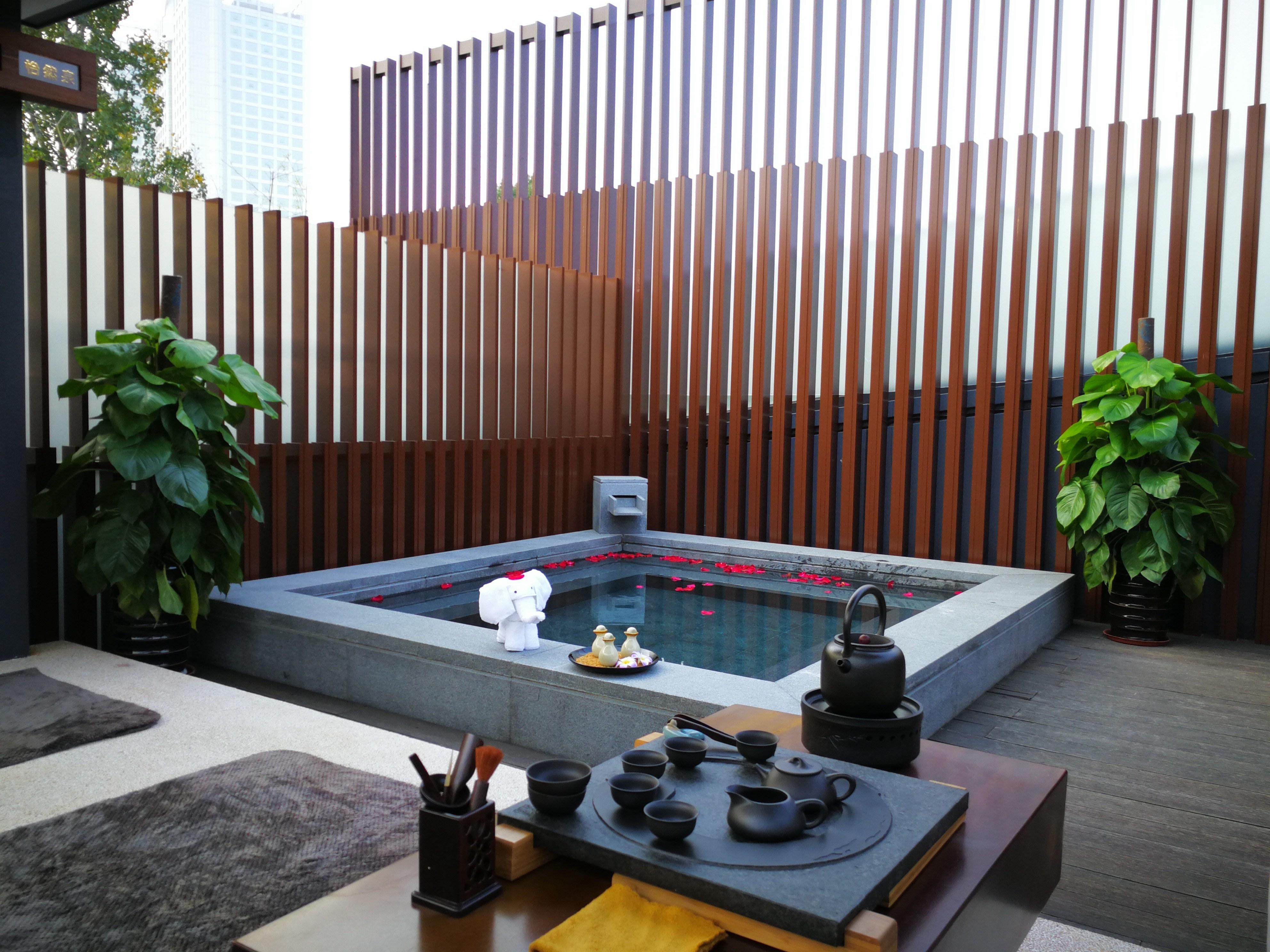 泡在温泉中的城市,赏中国最佳设计温泉