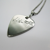 Axl Rose Gun Flower Lead Singer Signature Gun and Rose personality dial necklace Rock handmade