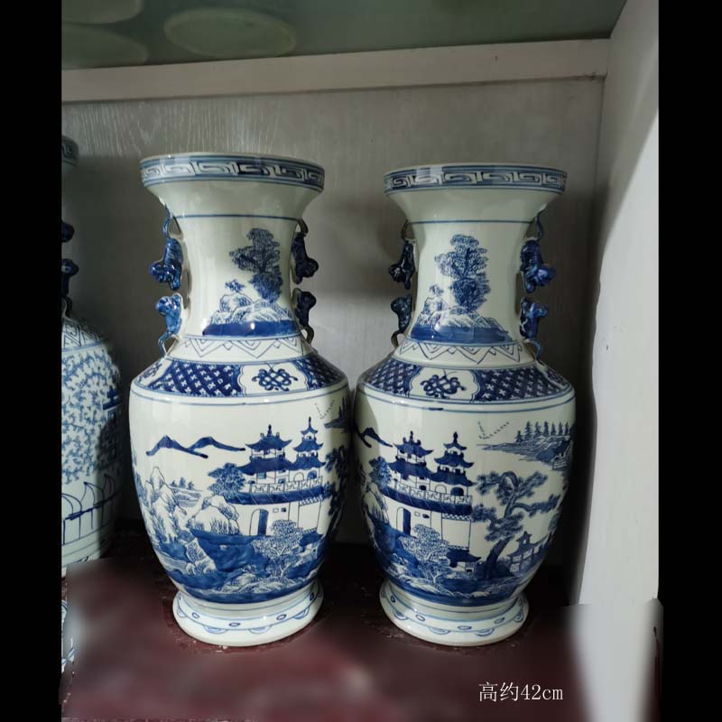 Jingdezhen antique vase happy character of archaize dowry lions ears blue and white landscape ancient vase of the republic of China