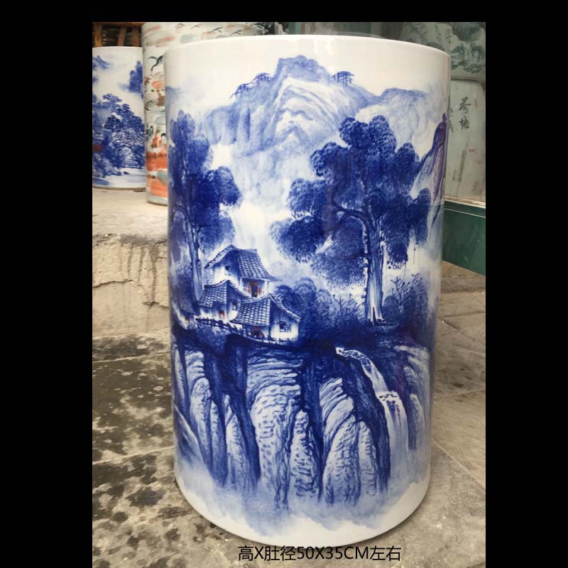 Jingdezhen blue and white landscape quiver high - grade hand - made art picture quiver hand - made landscape artistic conception brush pot